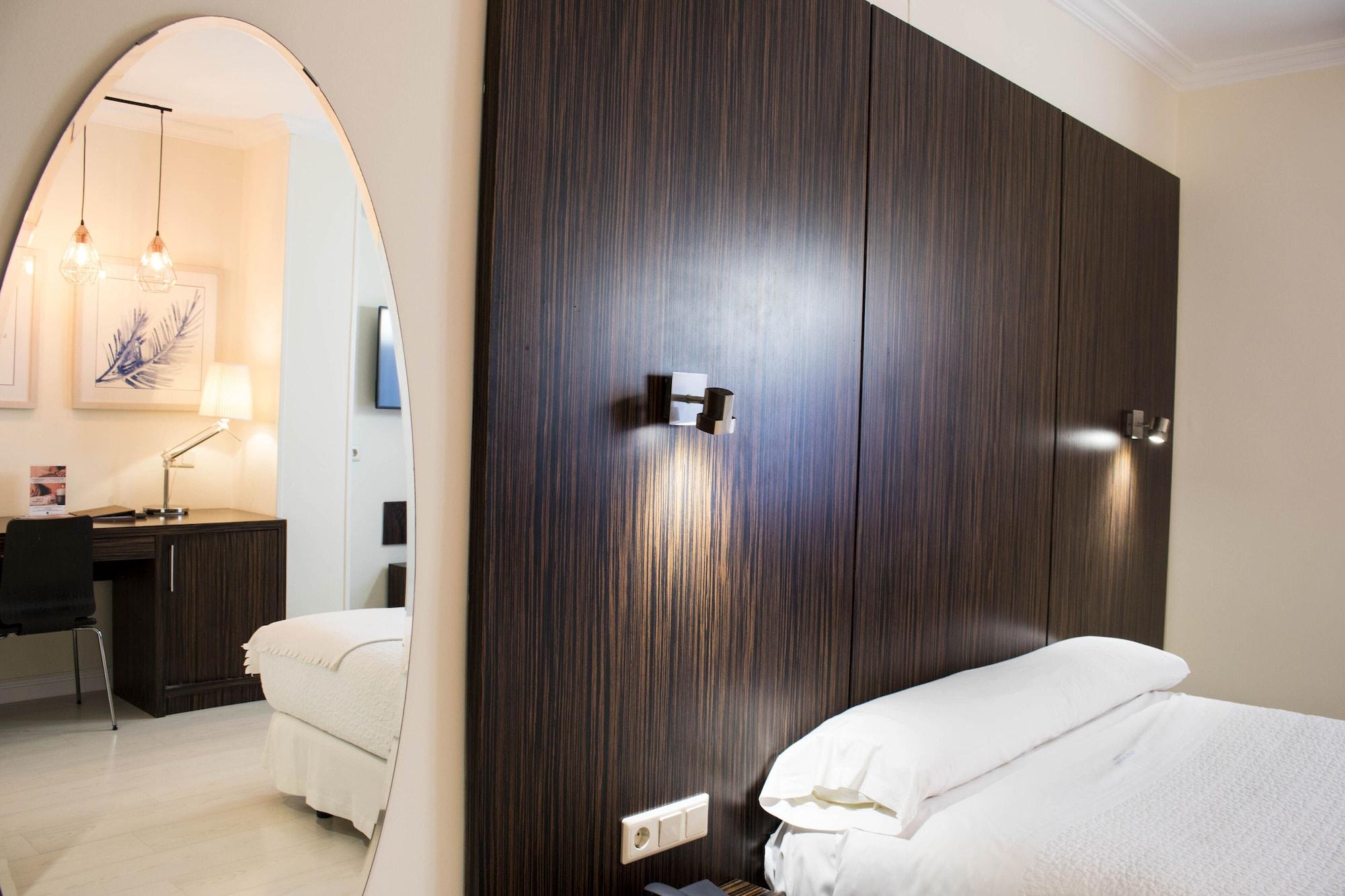 Hotel Mr Costa Blanca เดเนีย ภายนอก รูปภาพ