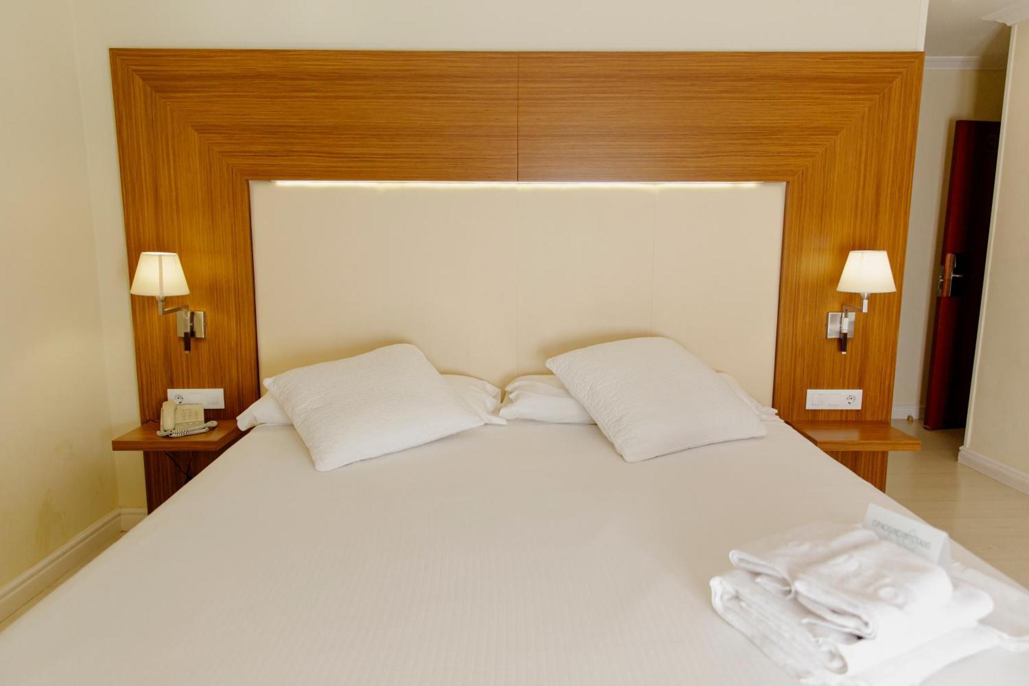 Hotel Mr Costa Blanca เดเนีย ภายนอก รูปภาพ