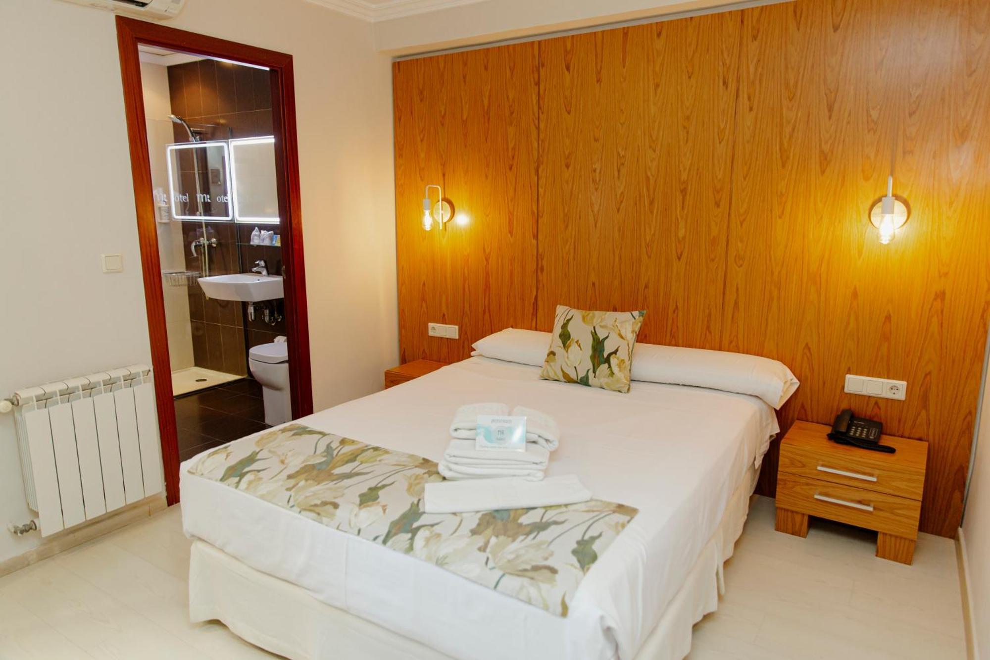 Hotel Mr Costa Blanca เดเนีย ภายนอก รูปภาพ