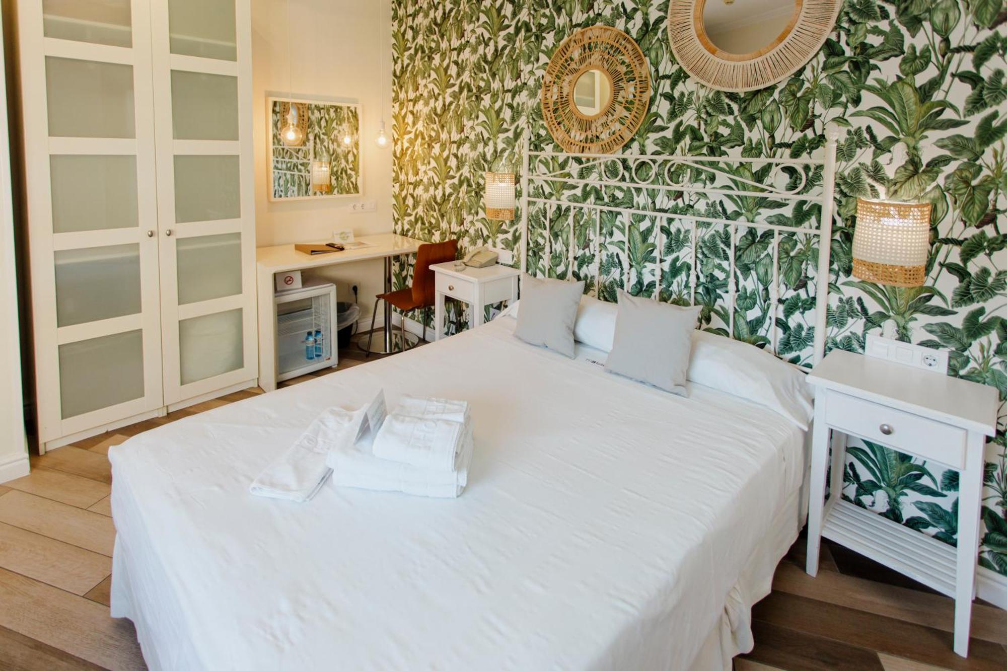 Hotel Mr Costa Blanca เดเนีย ภายนอก รูปภาพ