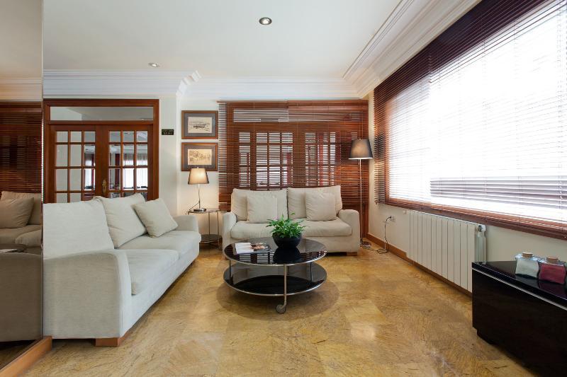 Hotel Mr Costa Blanca เดเนีย ภายนอก รูปภาพ